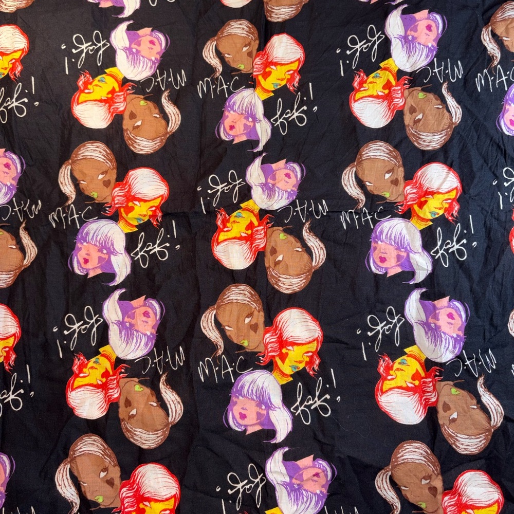 Rare MAC × FAFI limited-edition illustrated scarf - 2008 MAC Collectors